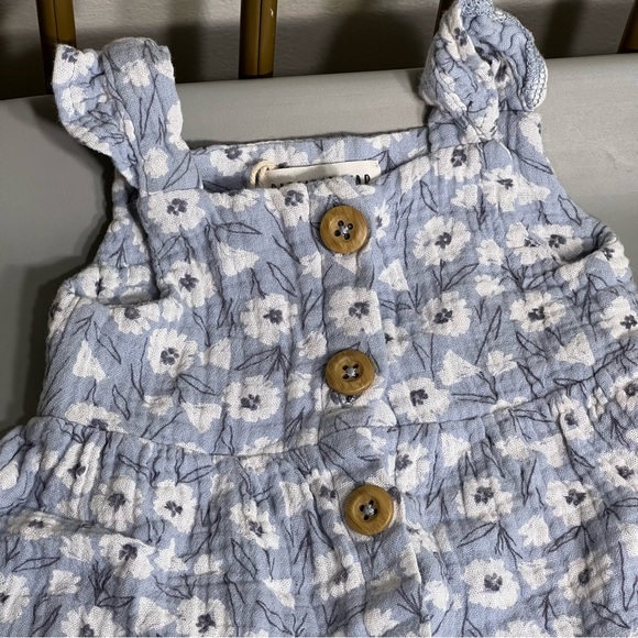 Beautiful comfortable quality Floral Blue and Cream baby girl Dress Set of 2 - Picture 4 of 7